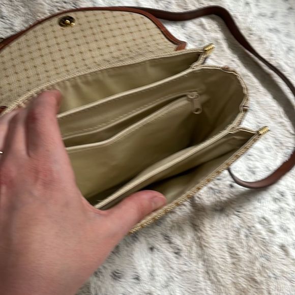 Vintage Toledano | Creme & Tan Gingham Pattern | Summer Picnic Crossbody Satchel - Picture 13 of 14